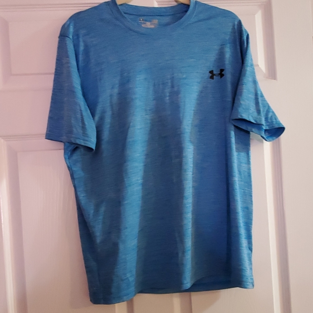 Under Armour Loose Athletic Shirt